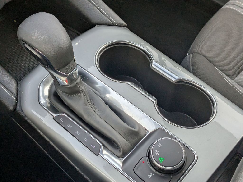 Thumbnail: 2025 Chevrolet Blazer - 19