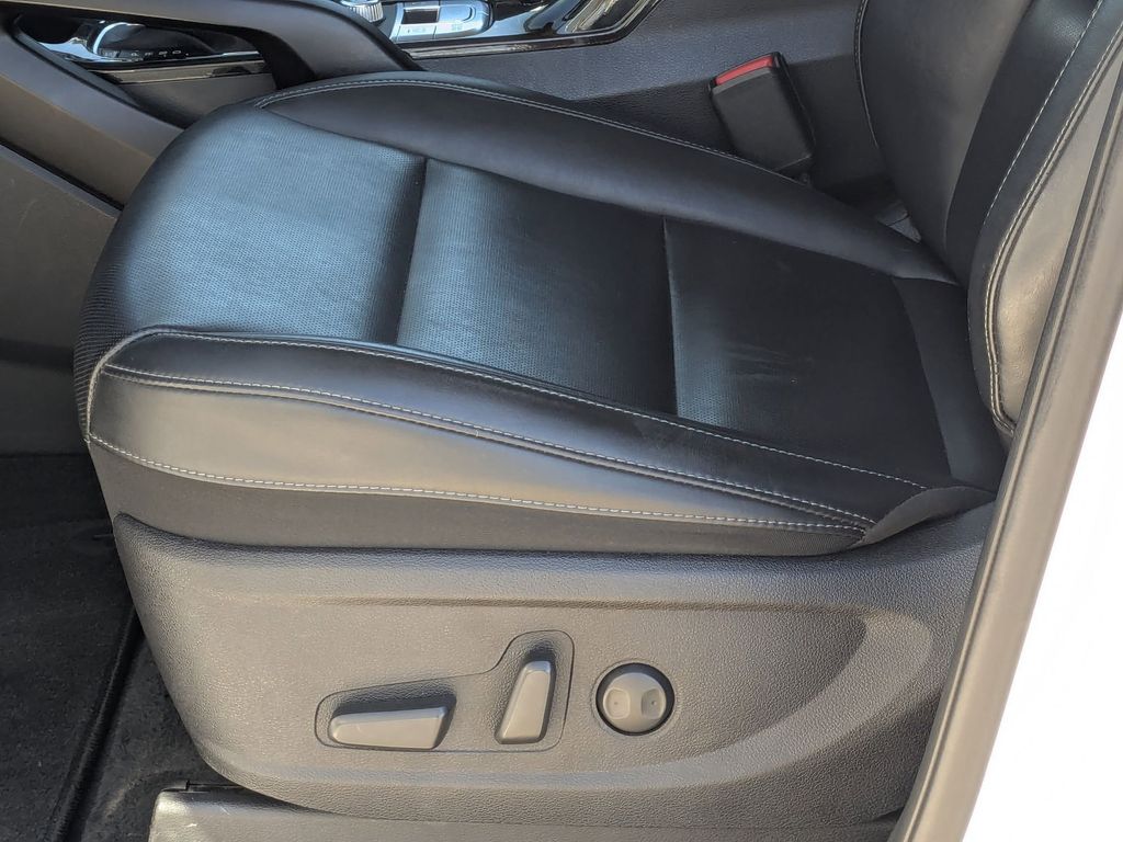 Thumbnail: 2025 Kia Telluride - 23