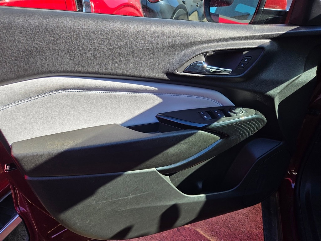 Thumbnail: 2025 Chevrolet Trax - 4