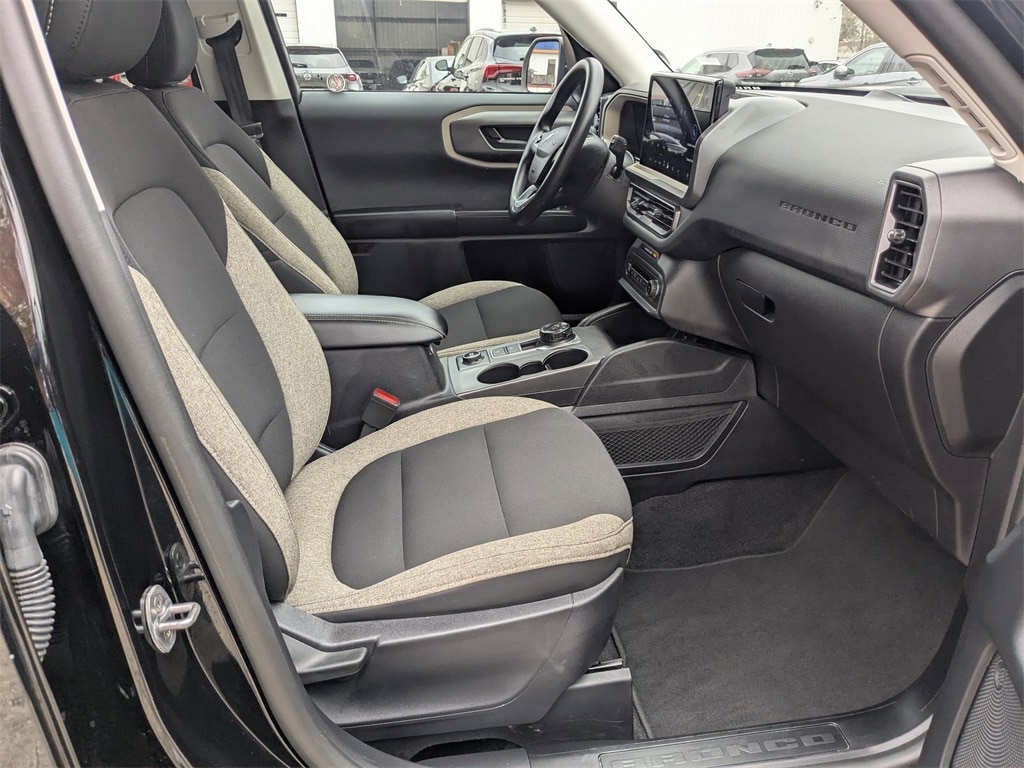 Thumbnail: 2025 Ford Bronco Sport - 31