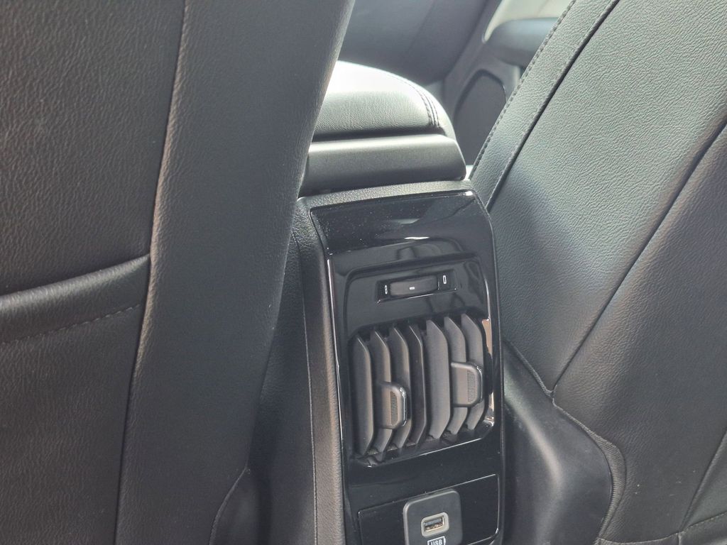 Thumbnail: 2025 Jeep Compass - 25