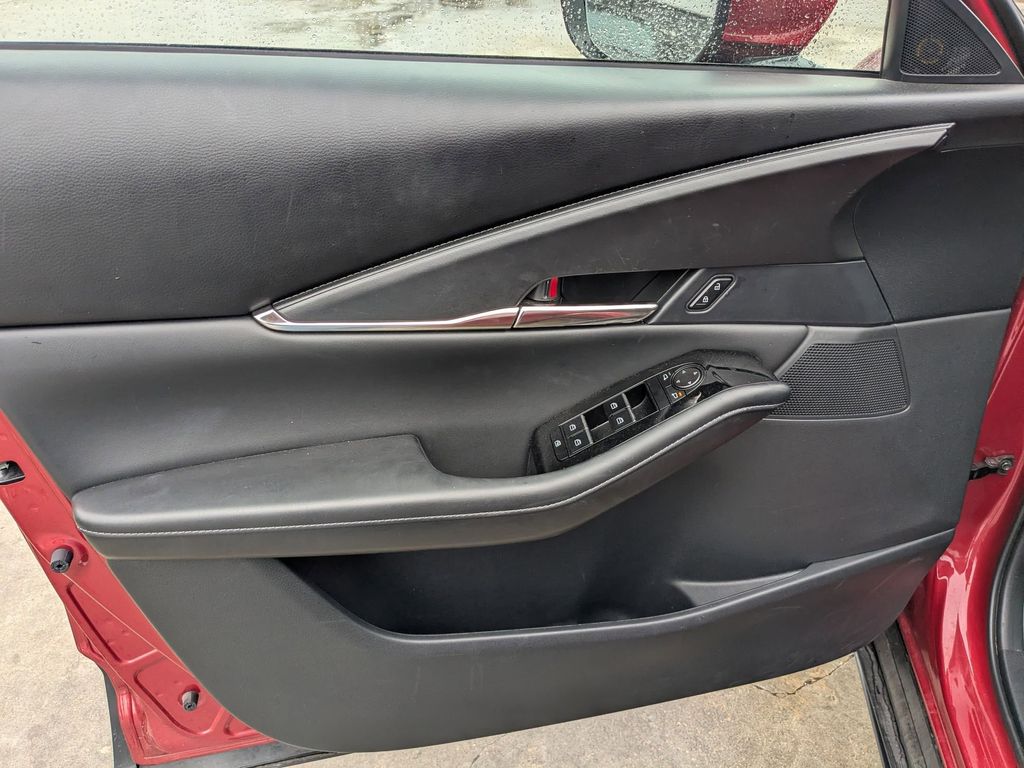 Thumbnail: 2025 Mazda CX-30 - 11