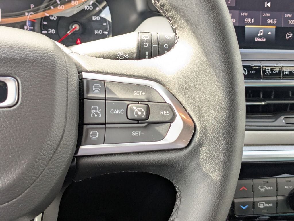 Thumbnail: 2025 Jeep Compass - 17