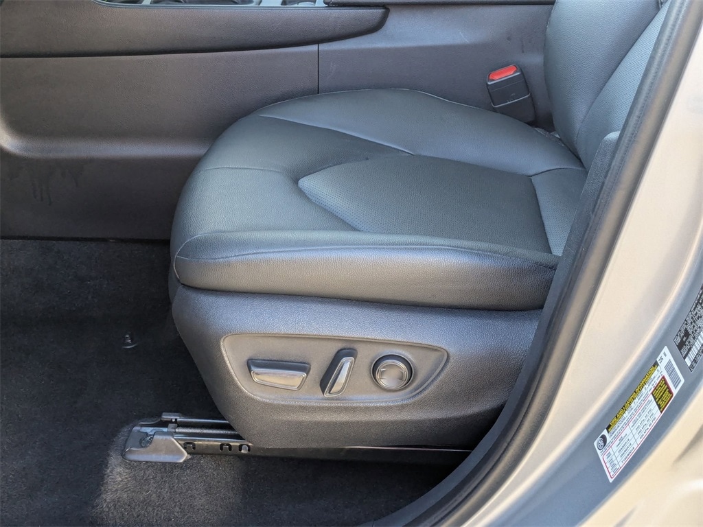 Thumbnail: 2025 Toyota Grand Highlander - 20