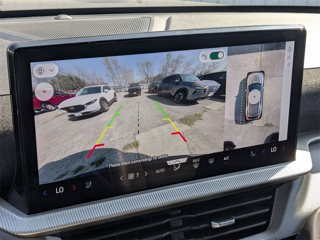 Thumbnail: 2025 Ford Explorer - 21