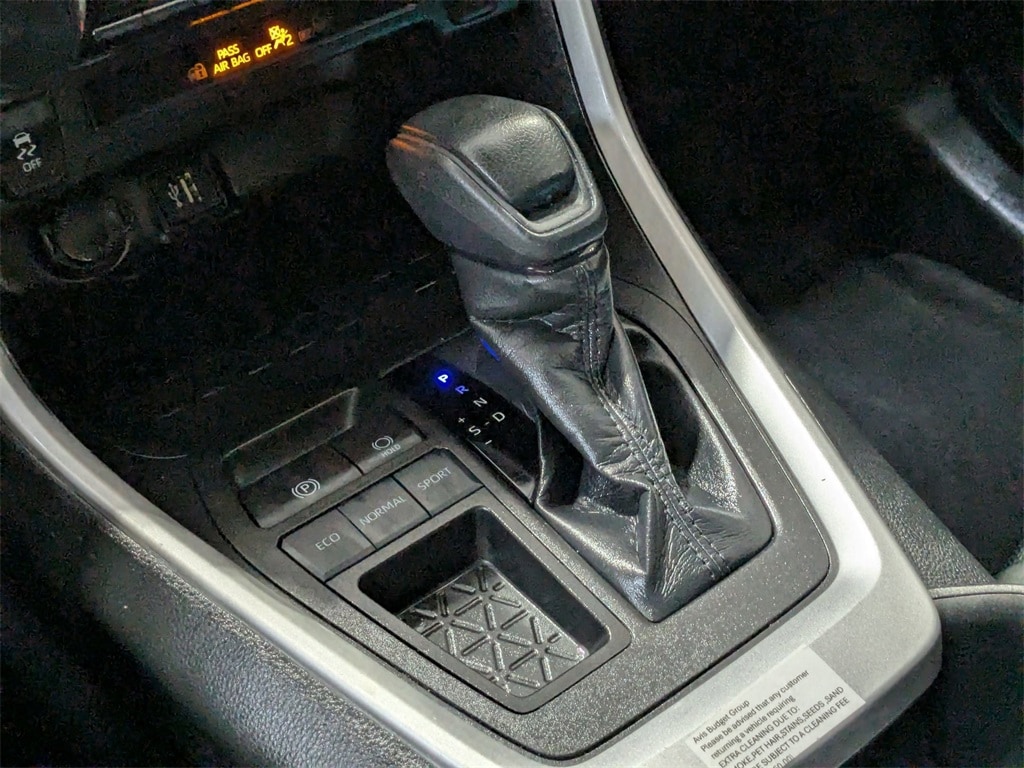 Thumbnail: 2023 Toyota RAV4 - 19