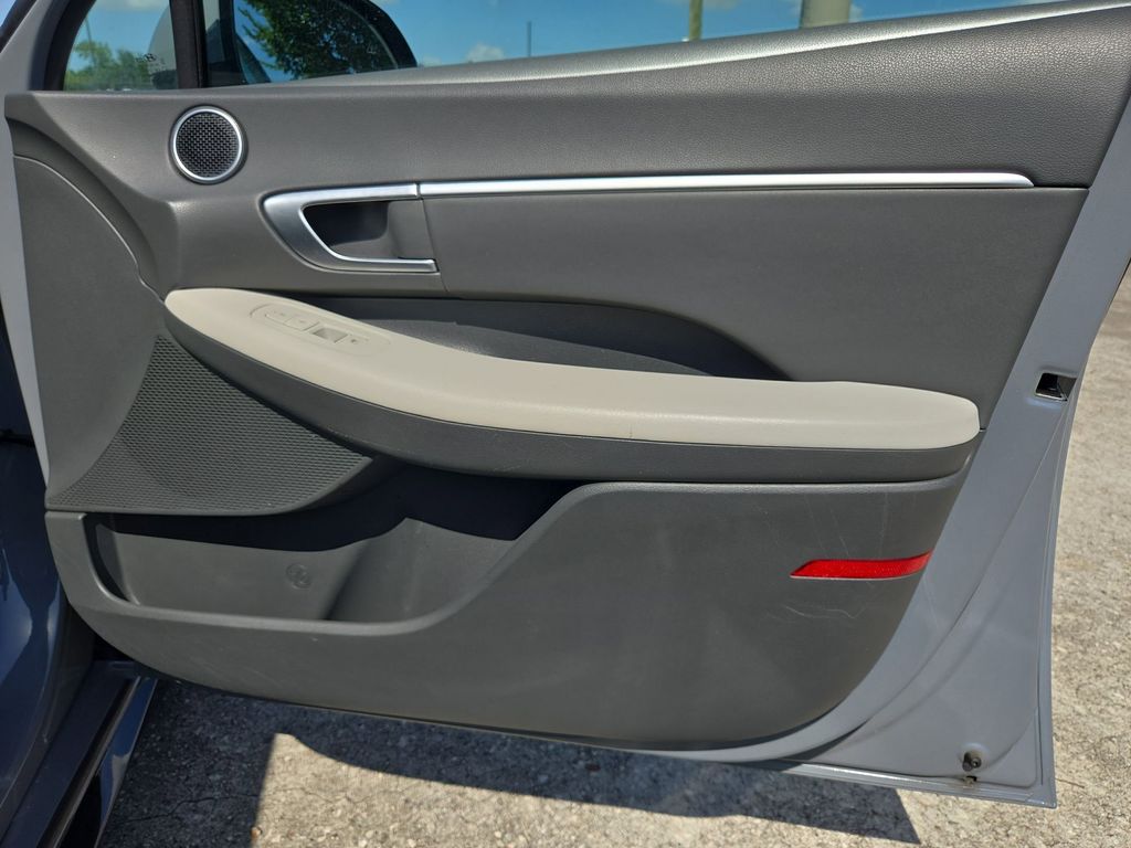 Thumbnail: 2025 Hyundai Sonata - 32