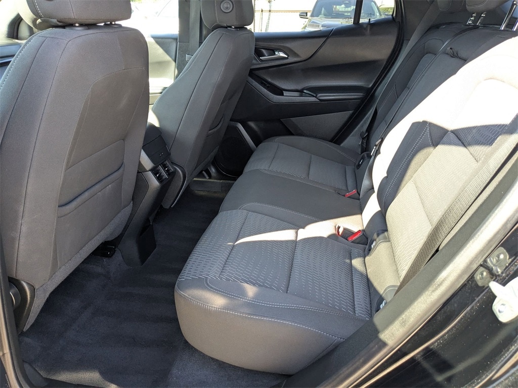 Thumbnail: 2025 Chevrolet Equinox - 25