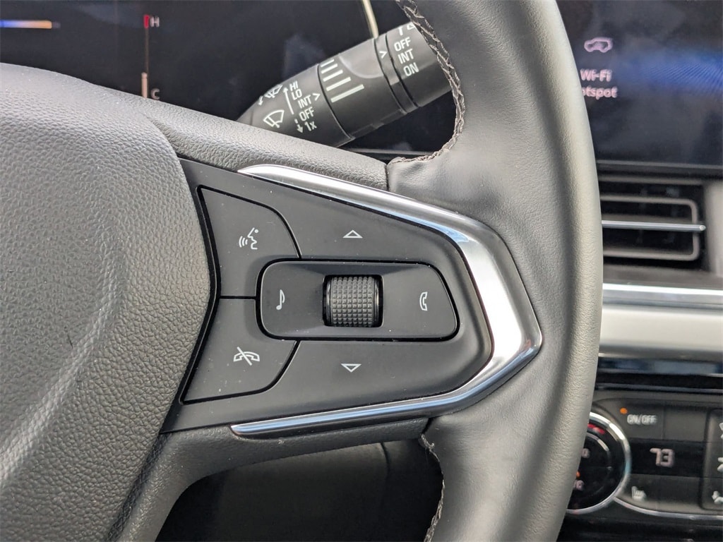 Thumbnail: 2025 Chevrolet Trax - 17