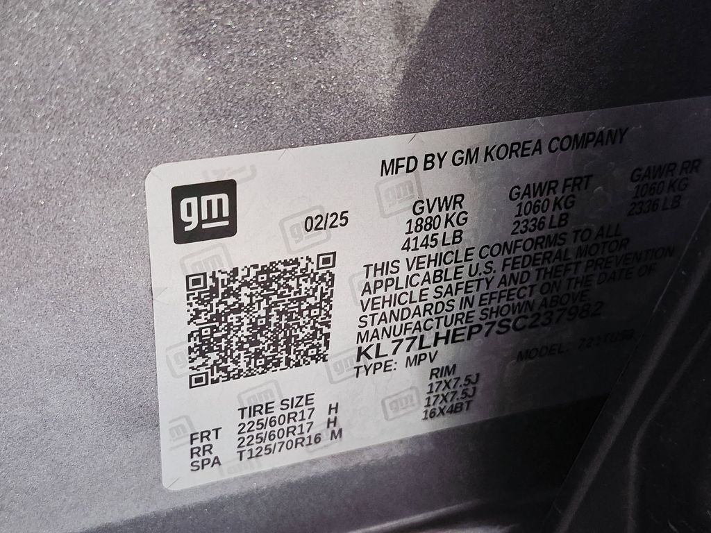 Thumbnail: 2025 Chevrolet Trax - 32