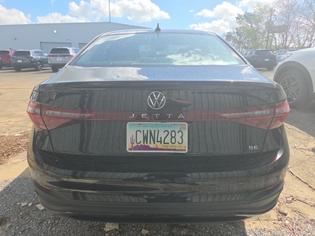 Thumbnail: 2025 Volkswagen Jetta - 10