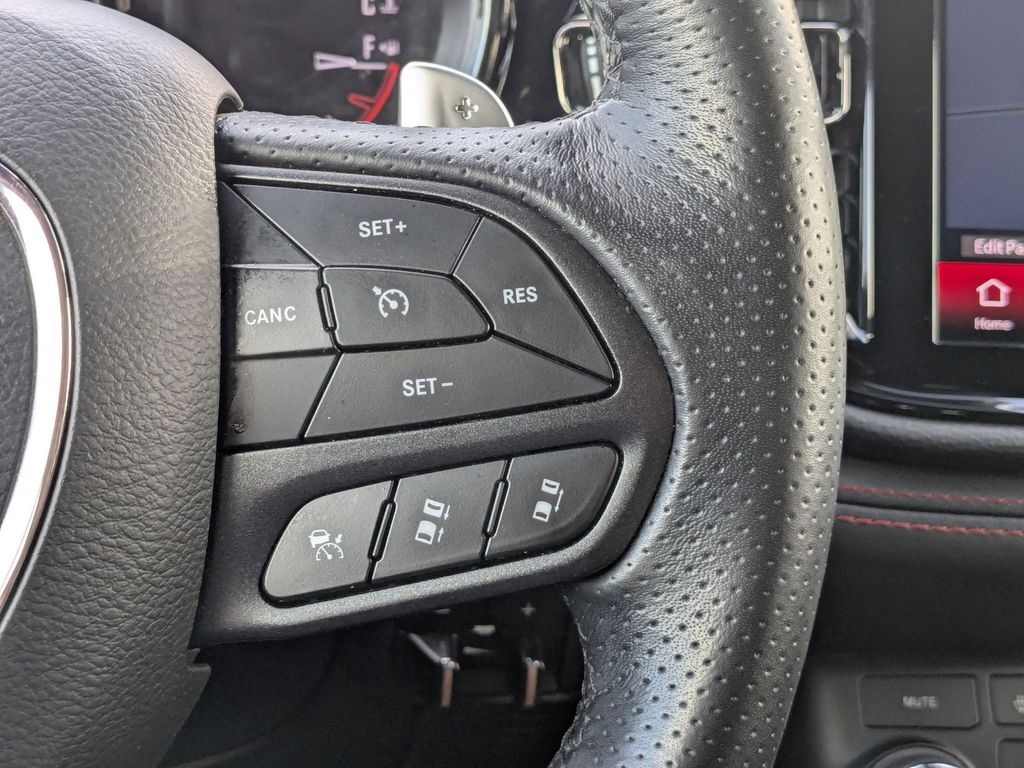 Thumbnail: 2025 Dodge Durango - 17