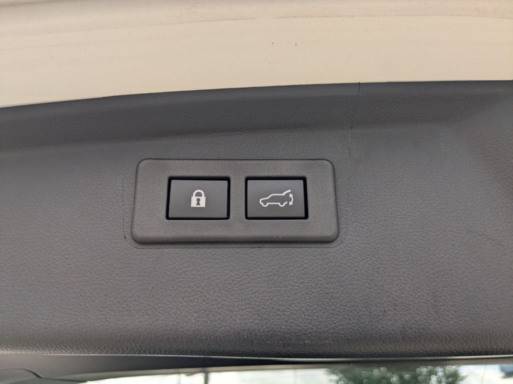 Thumbnail: 2025 Subaru Outback - 30