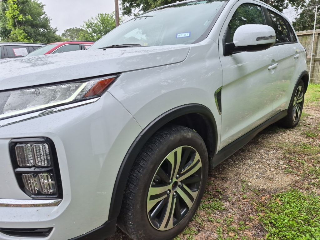 2025 Mitsubishi Outlander Sport 2.0 SE AWC CVT's photo
