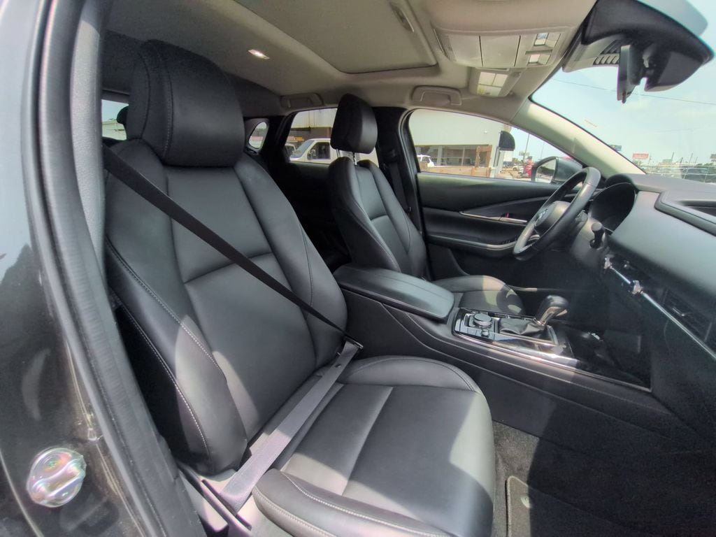 Thumbnail: 2025 Mazda CX-30 - 30