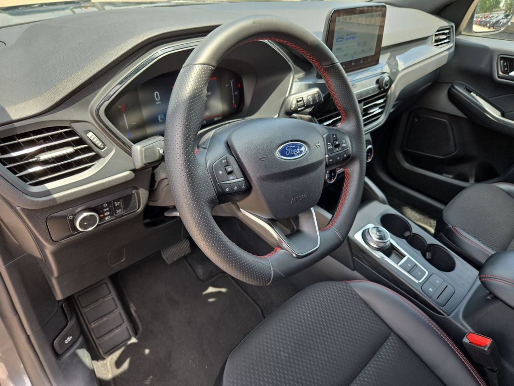 Thumbnail: 2025 Ford Escape - 15