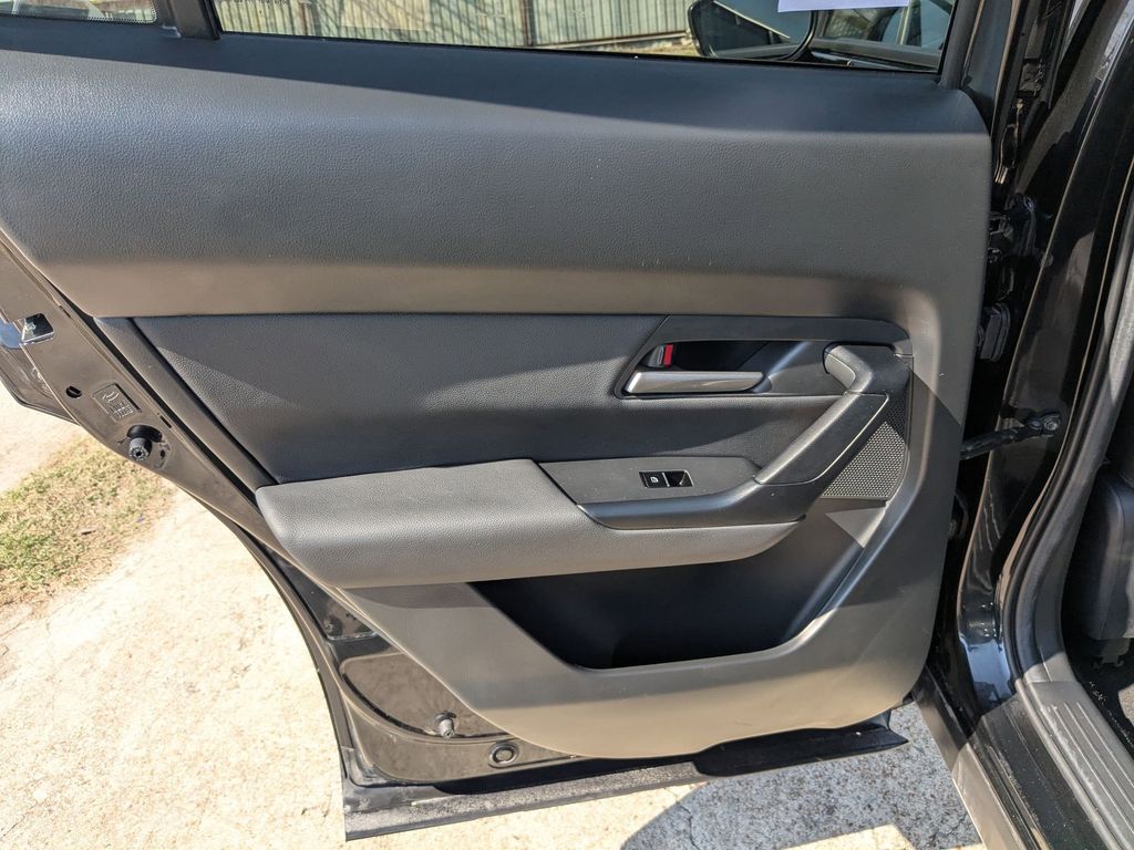 Thumbnail: 2025 Mazda CX-50 - 25