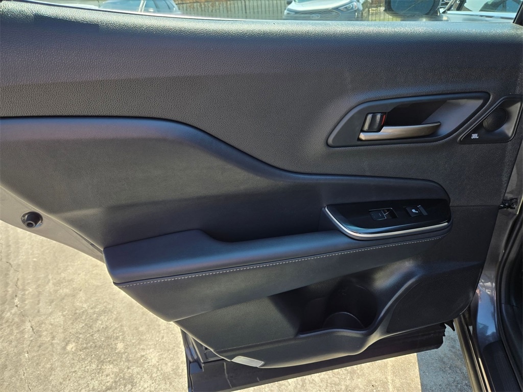 Thumbnail: 2024 Toyota Crown - 29