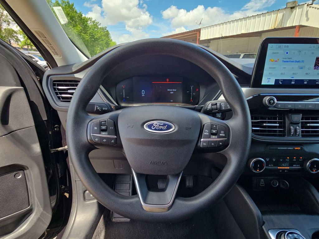 Thumbnail: 2025 Ford Escape - 22
