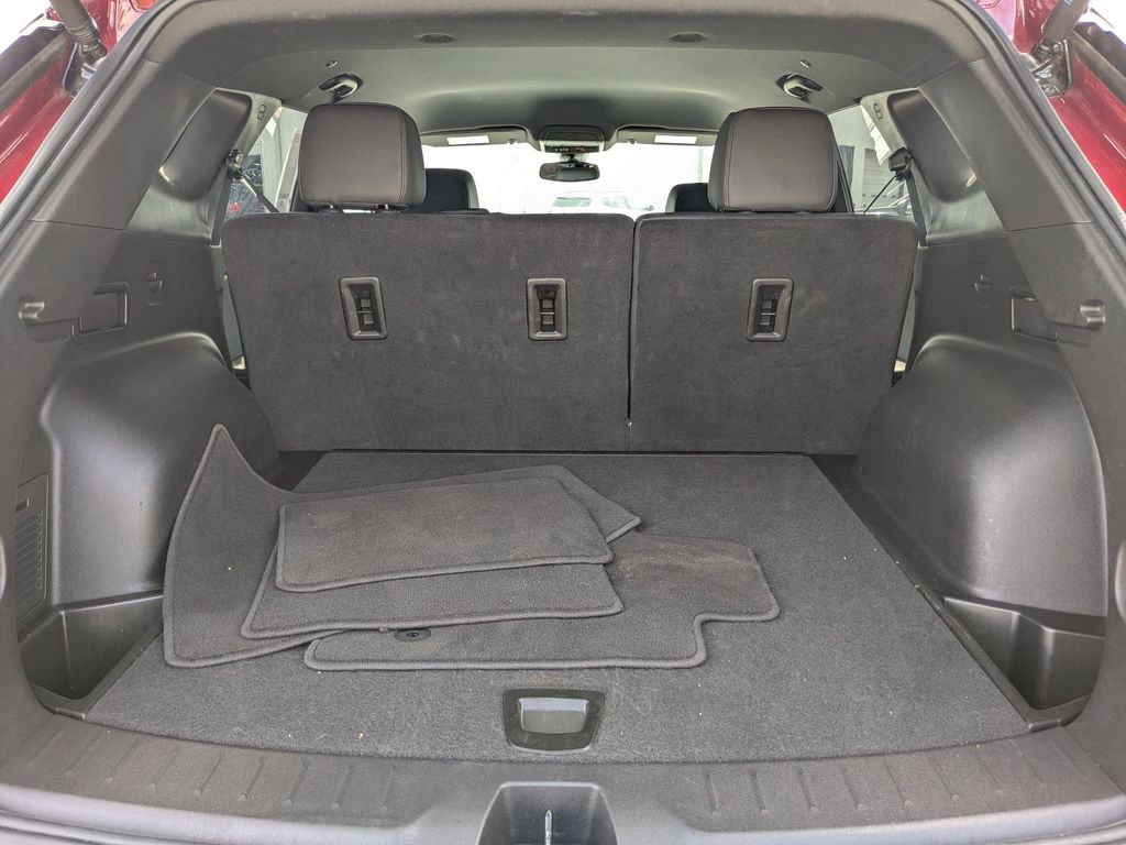 Thumbnail: 2025 Chevrolet Blazer - 28