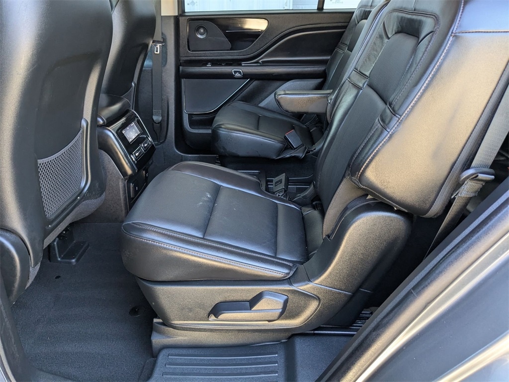 Thumbnail: 2024 Lincoln Aviator - 28