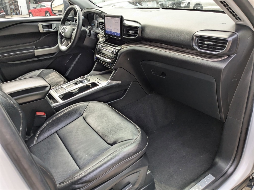 2023 Ford Explorer Limited 34