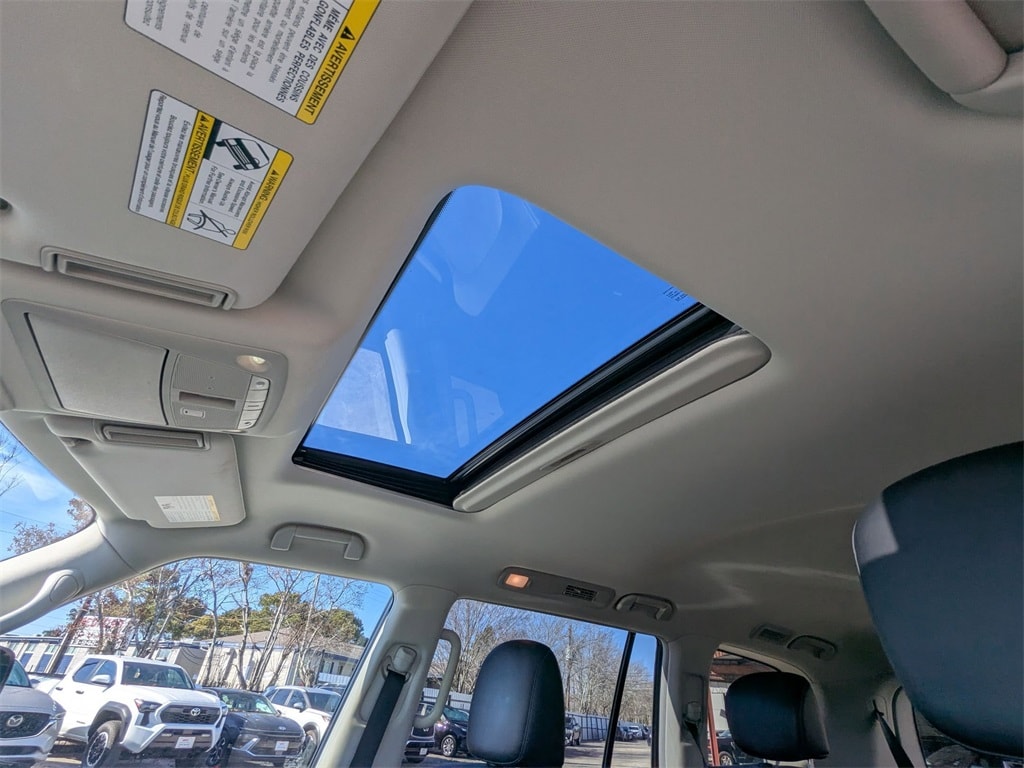 Thumbnail: 2024 INFINITI QX80 - 24