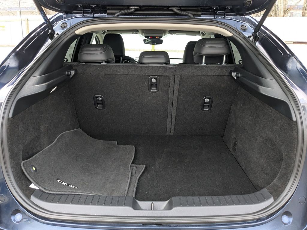 Thumbnail: 2025 Mazda CX-30 - 23