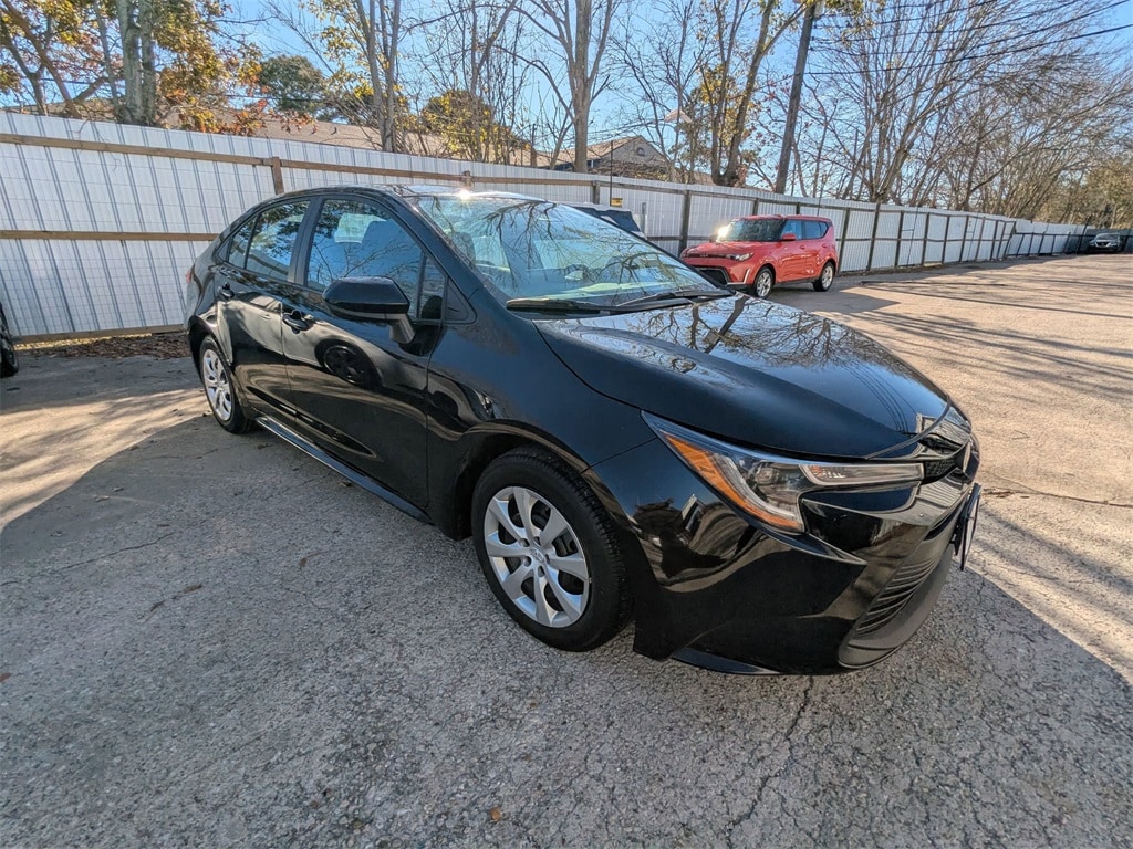 Thumbnail: 2024 Toyota Corolla - 3