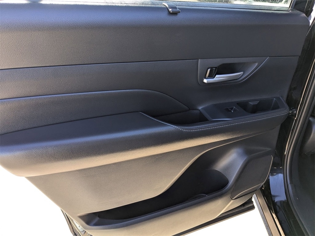 Thumbnail: 2025 Toyota Grand Highlander - 24