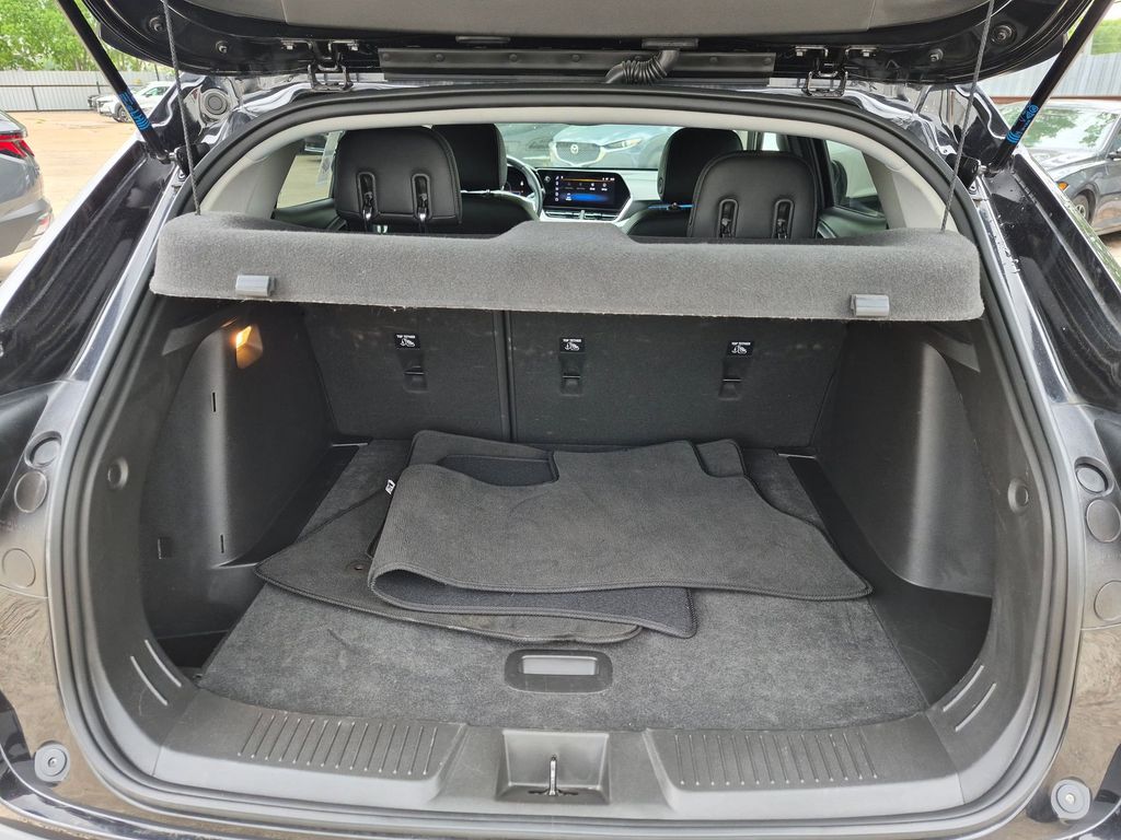 Thumbnail: 2025 Chevrolet Trax - 27