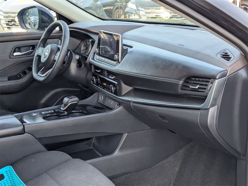 Thumbnail: 2023 Nissan Rogue - 30