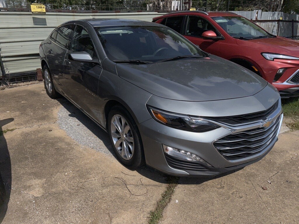 Thumbnail: 2023 Chevrolet Malibu - 3