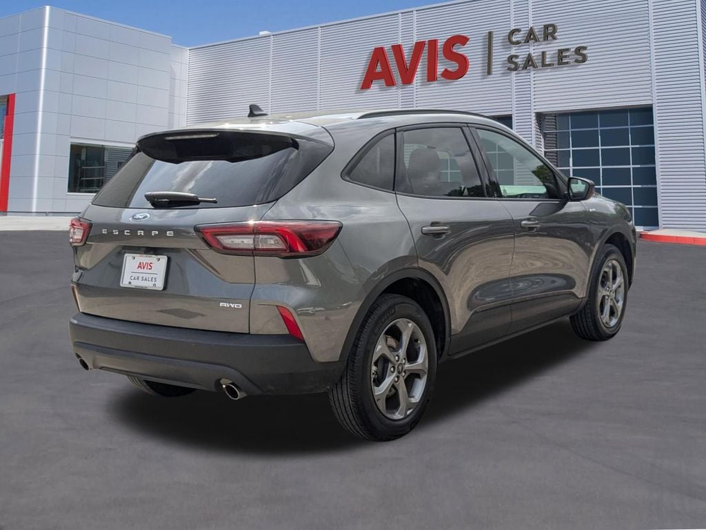 Thumbnail: 2025 Ford Escape - 6