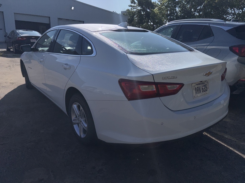 Thumbnail: 2024 Chevrolet Malibu - 6