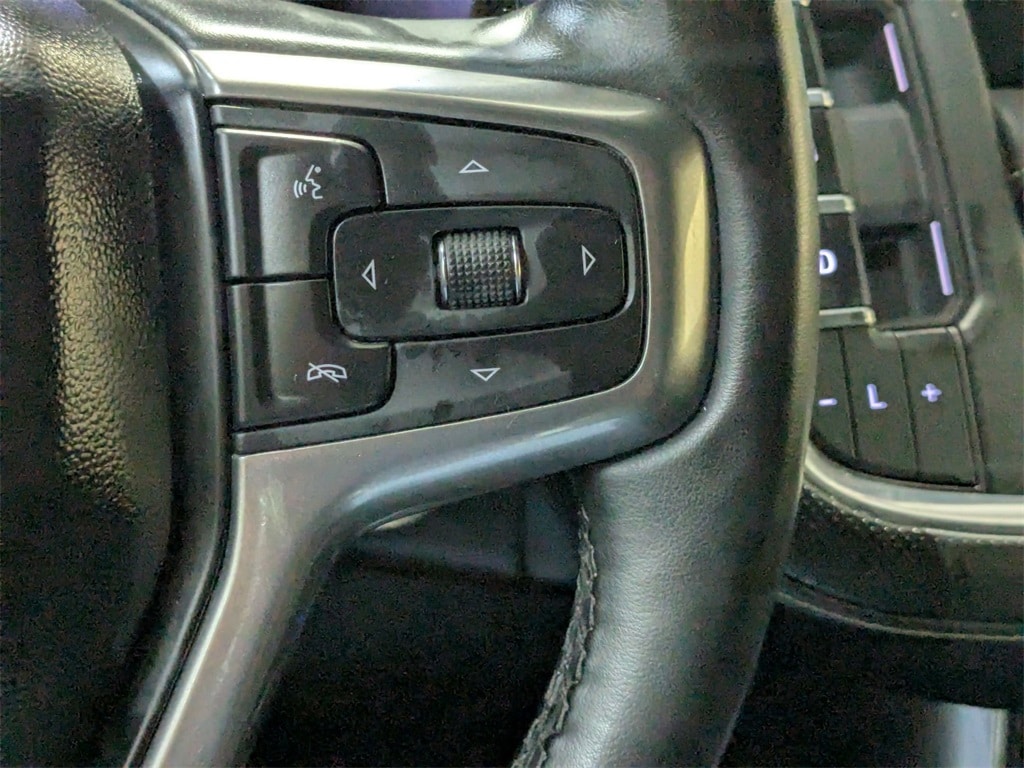 Thumbnail: 2023 Chevrolet Suburban - 15