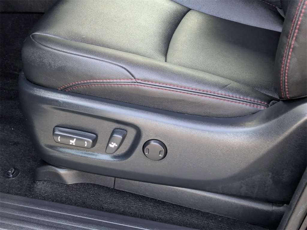 Thumbnail: 2024 Toyota 4Runner - 16