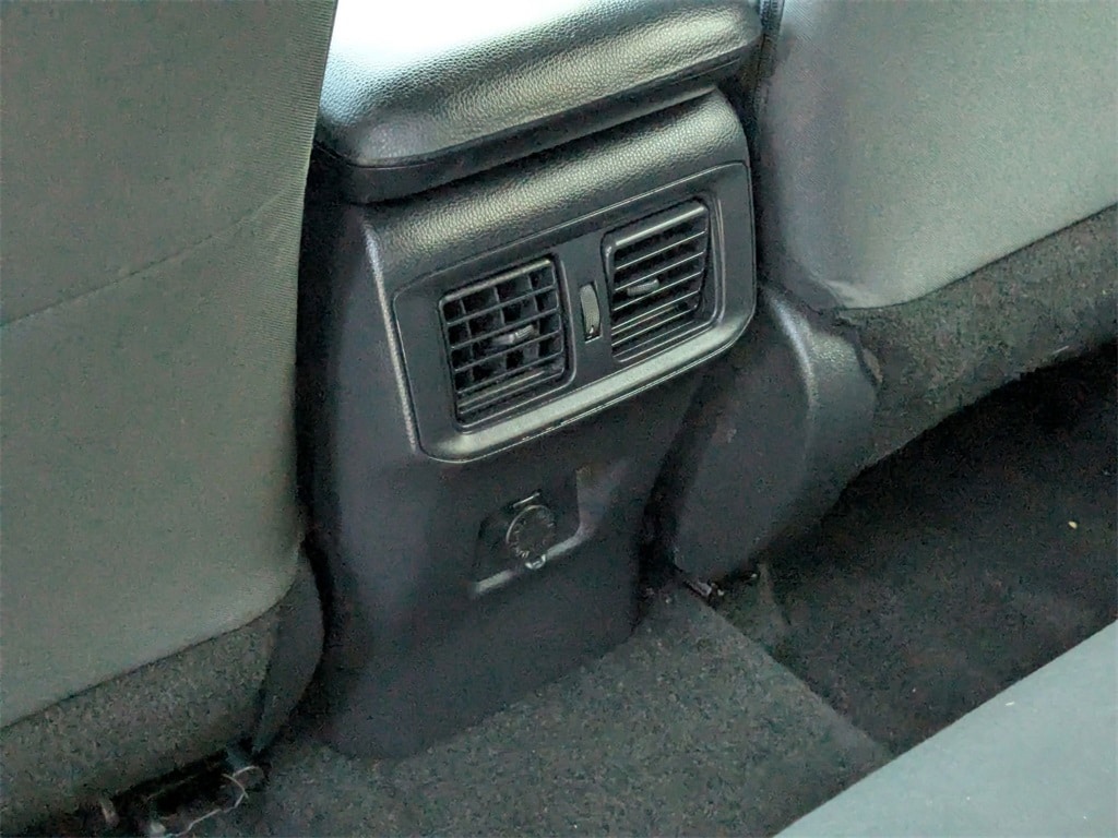 Thumbnail: 2025 Toyota RAV4 - 29