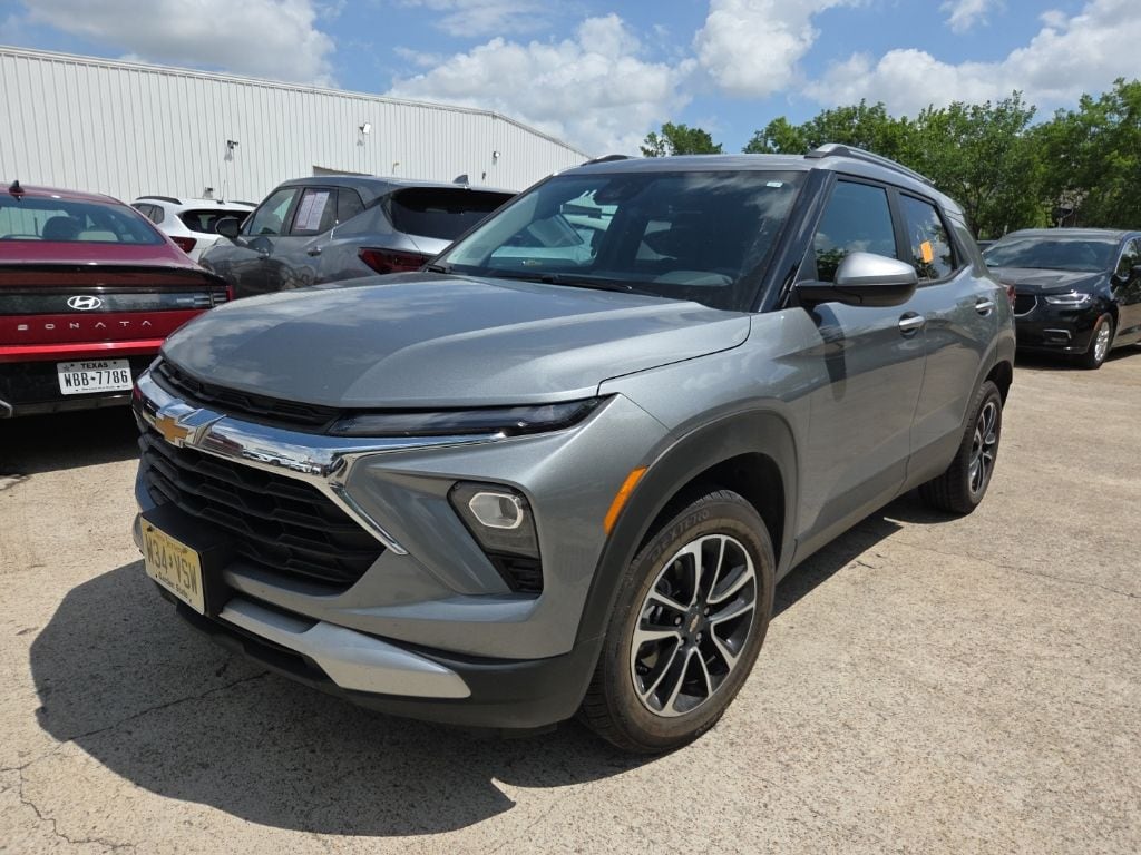 Thumbnail: 2025 Chevrolet TrailBlazer - 1