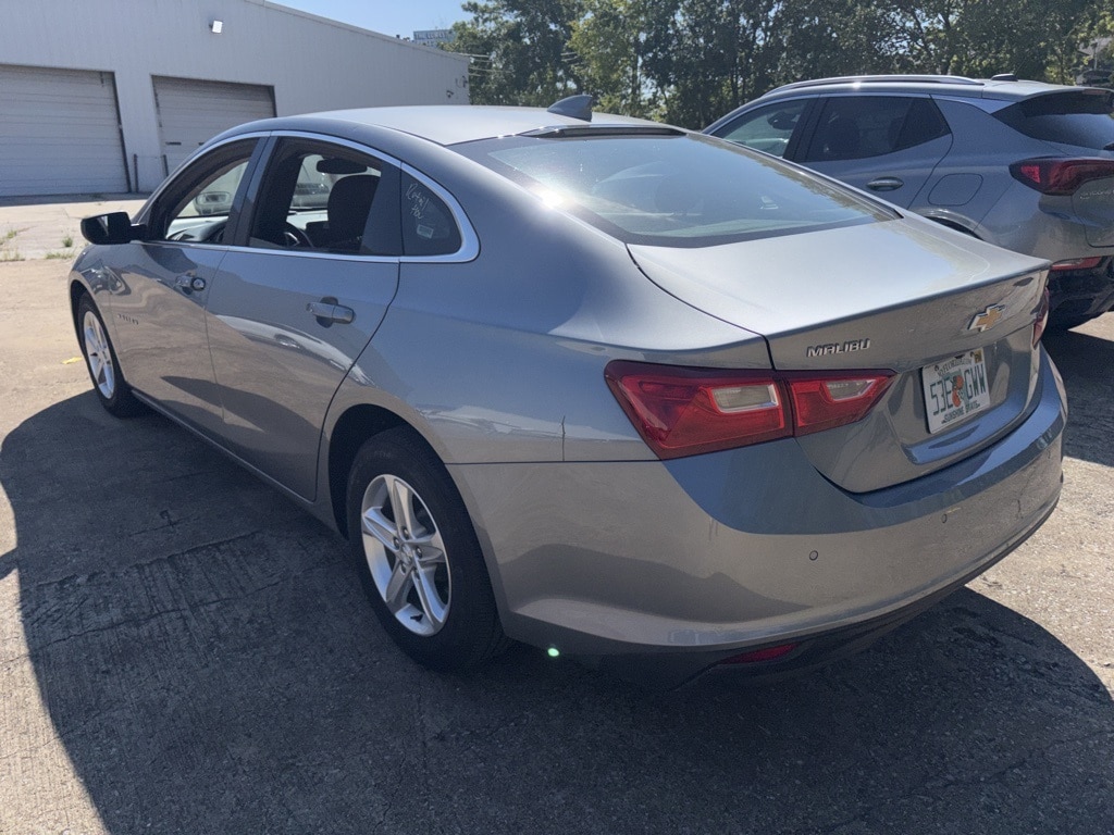 Thumbnail: 2024 Chevrolet Malibu - 6