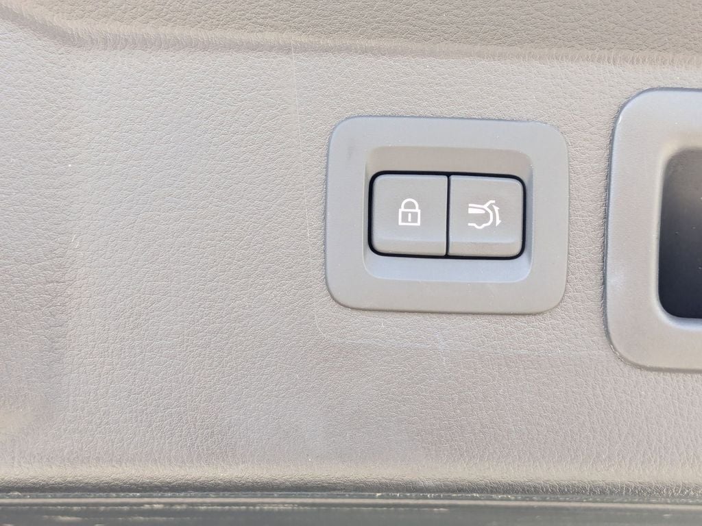 Thumbnail: 2025 Mazda CX-50 - 31