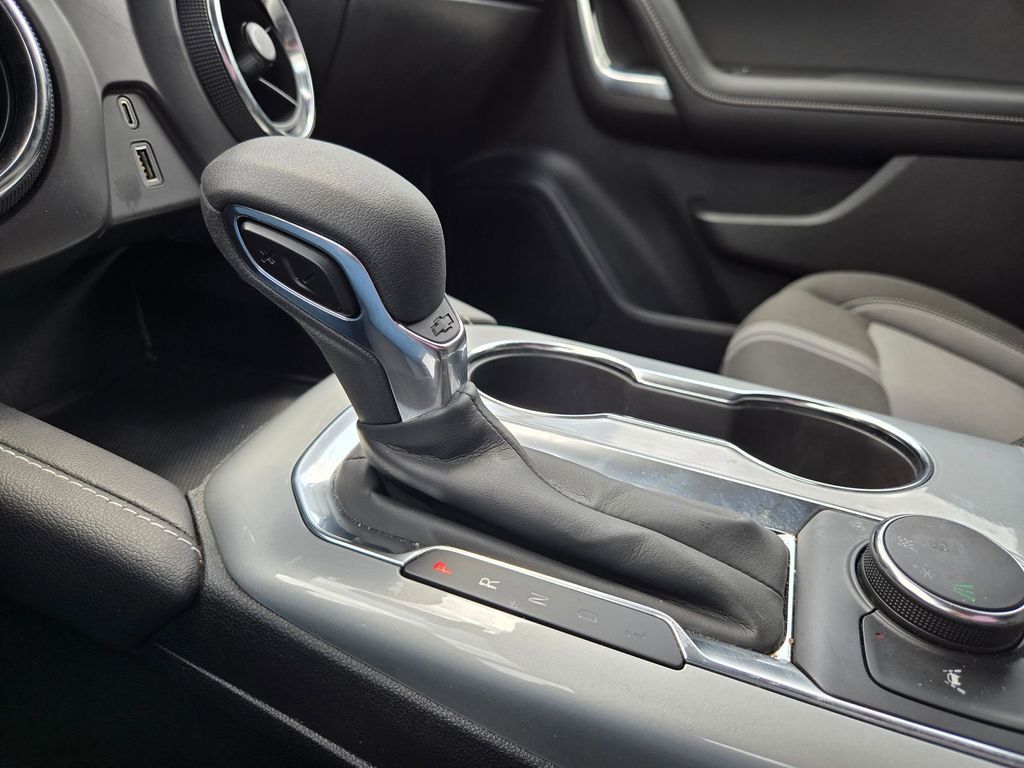 Thumbnail: 2025 Chevrolet Blazer - 19