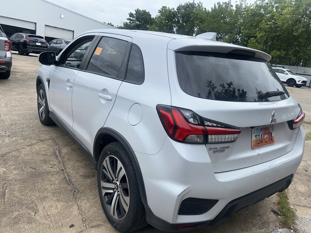 Thumbnail: 2024 Mitsubishi Outlander Sport - 4