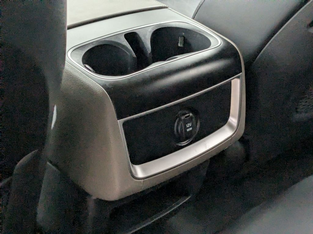 Thumbnail: 2025 Kia Carnival - 25