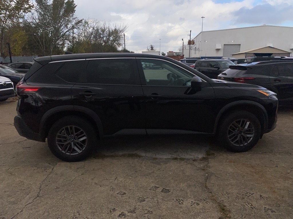 Thumbnail: 2023 Nissan Rogue - 2