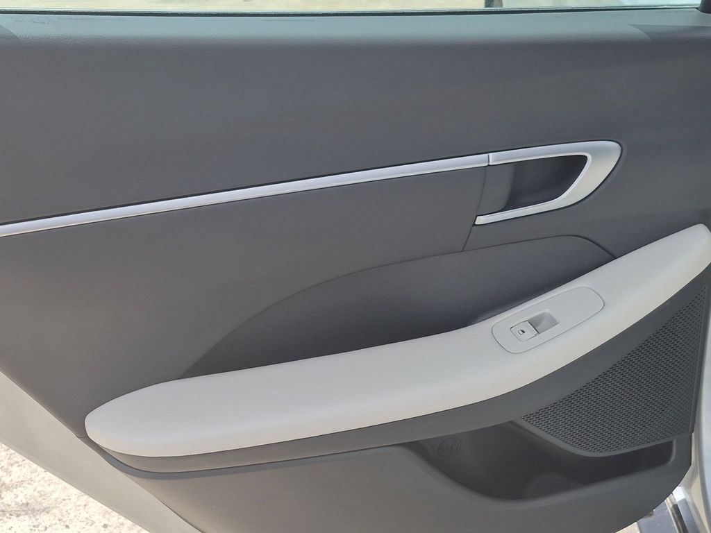 Thumbnail: 2025 Hyundai Sonata - 23