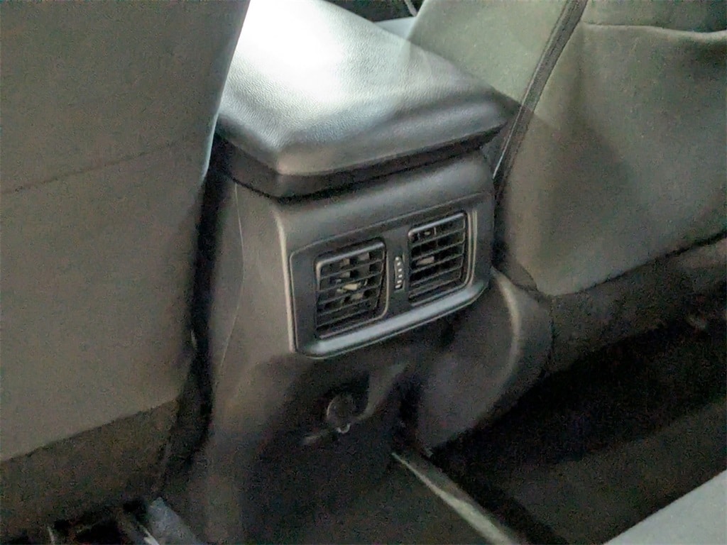 Thumbnail: 2025 Toyota RAV4 - 28