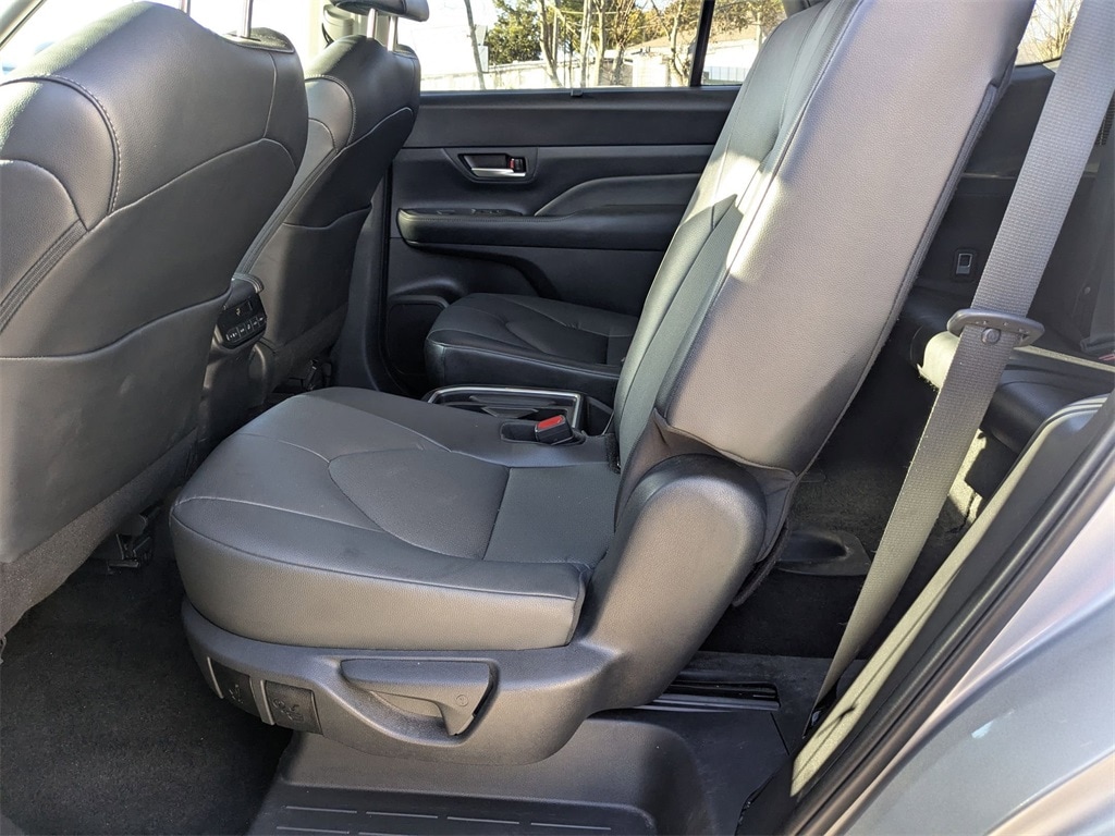 Thumbnail: 2025 Toyota Grand Highlander - 23