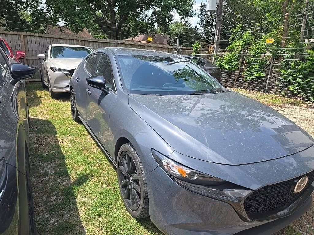 2024 Mazda Mazda3 Carbon Edition 9