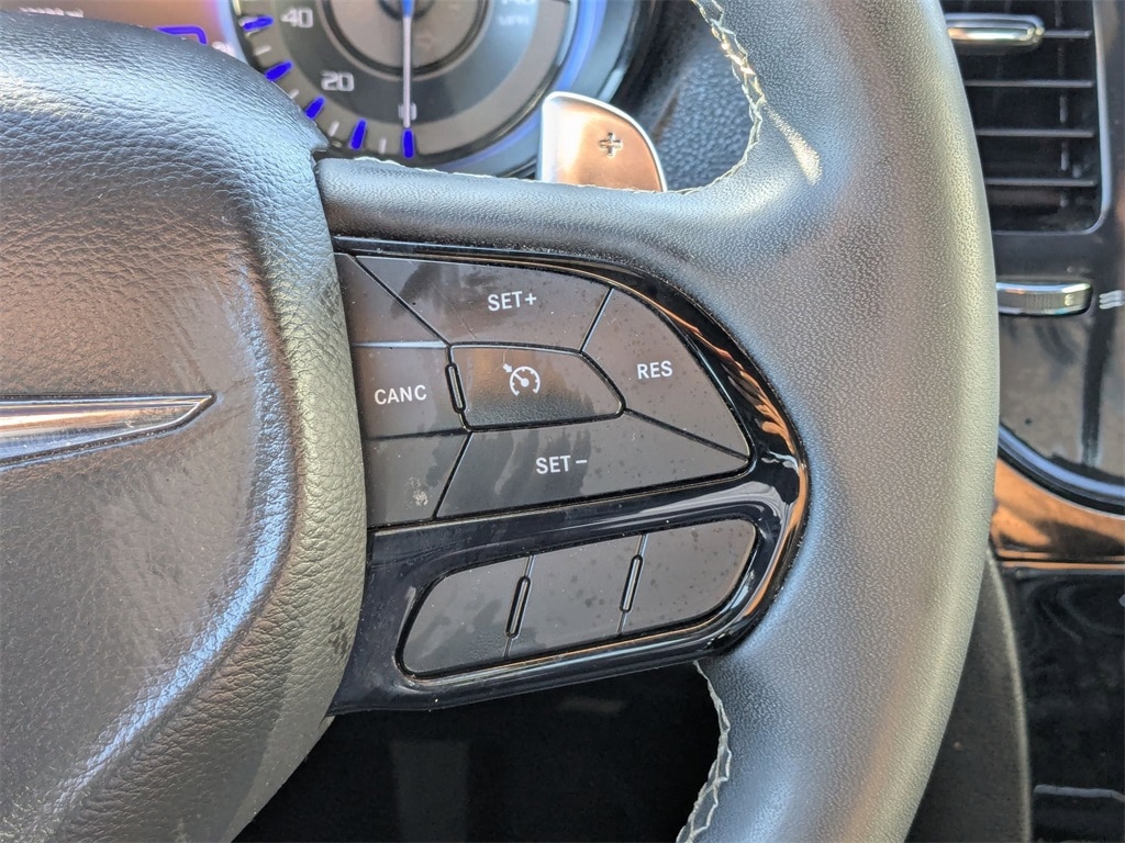 Thumbnail: 2023 Chrysler 300 - 13